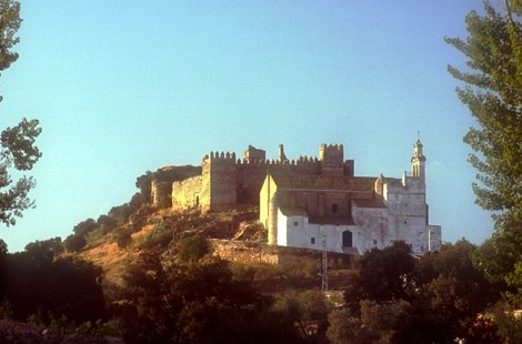 Castillo de Santa Olalla vista